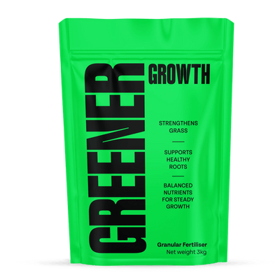 How to Apply Lawn Fertiliser in the UK Properly (And the Mistakes to Avoid) - GREENER
